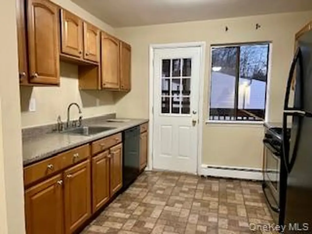 3 Hook Road Poughkeepsie NY 12601