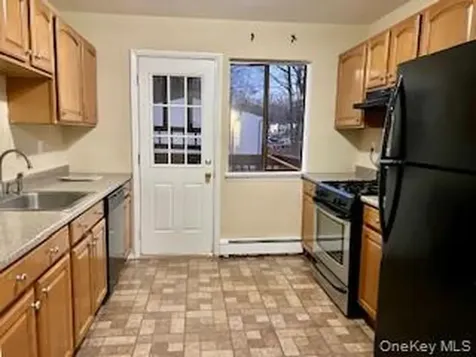 3 Hook Road Poughkeepsie NY 12601