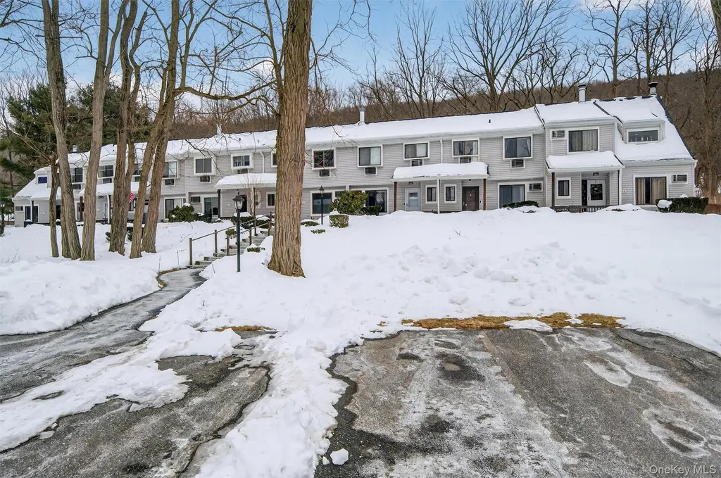 607 Mountain Laurel Drive Monroe NY 10950
