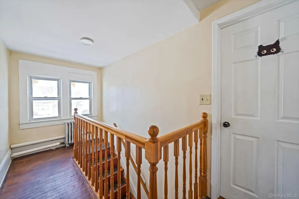 44 Nassau Parkway Hempstead NY 11550