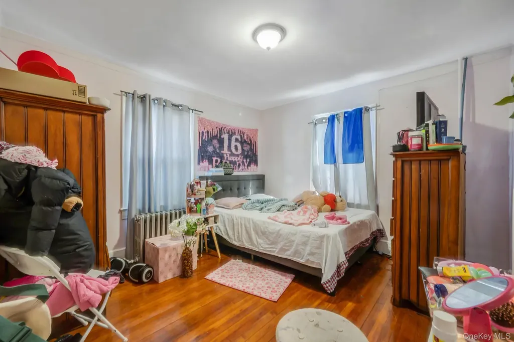 44 Nassau Parkway Hempstead NY 11550
