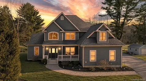 50 Meghan Court Pine Bush NY 12566