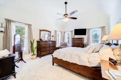 50 Meghan Court Pine Bush NY 12566