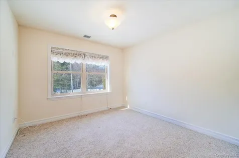 50 Meghan Court Pine Bush NY 12566