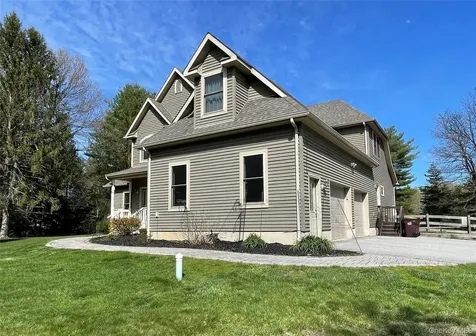 50 Meghan Court Pine Bush NY 12566