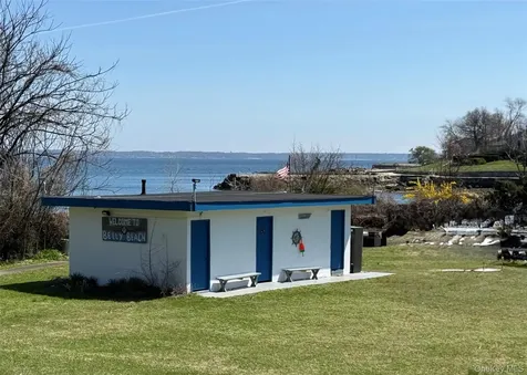 40 Davenport Avenue New Rochelle NY 10805
