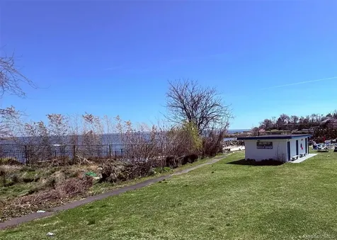 40 Davenport Avenue New Rochelle NY 10805