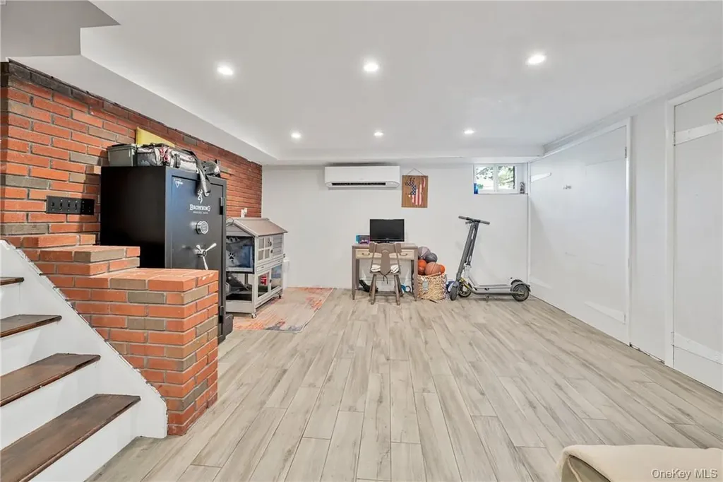 72 Brook Street Scarsdale NY 10583
