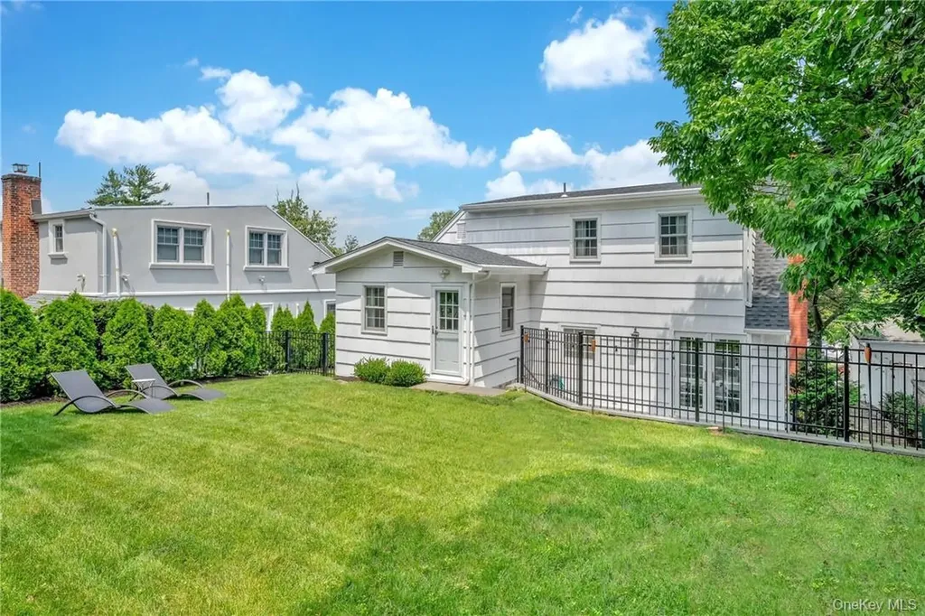 72 Brook Street Scarsdale NY 10583