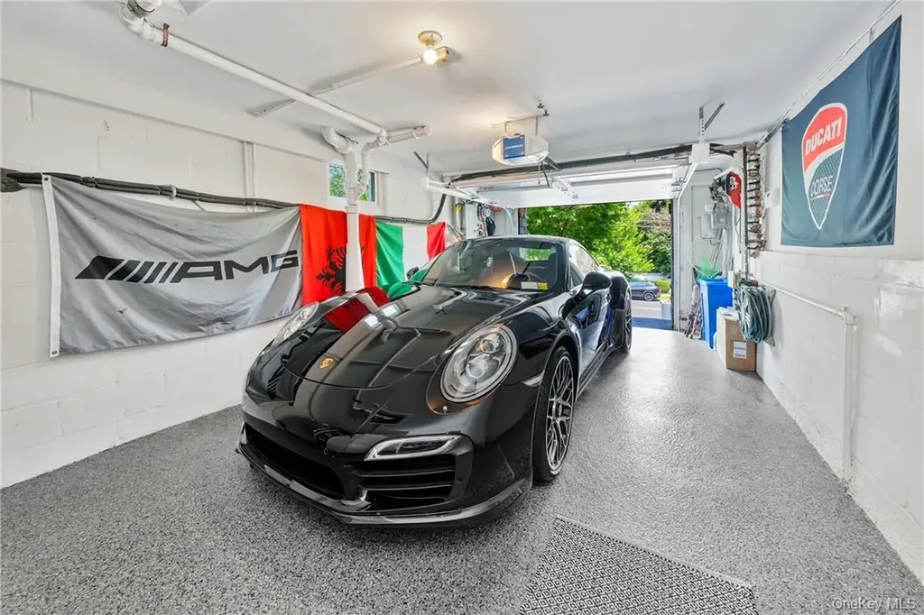 72 Brook Street Scarsdale NY 10583