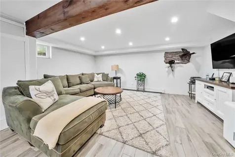 72 Brook Street Scarsdale NY 10583