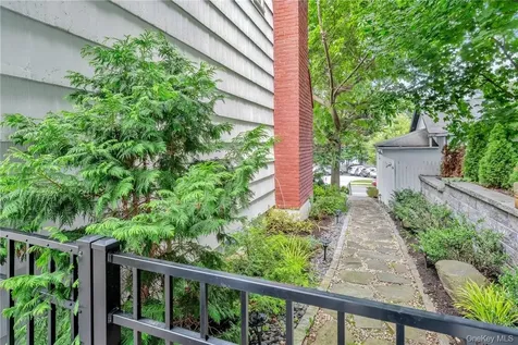 72 Brook Street Scarsdale NY 10583