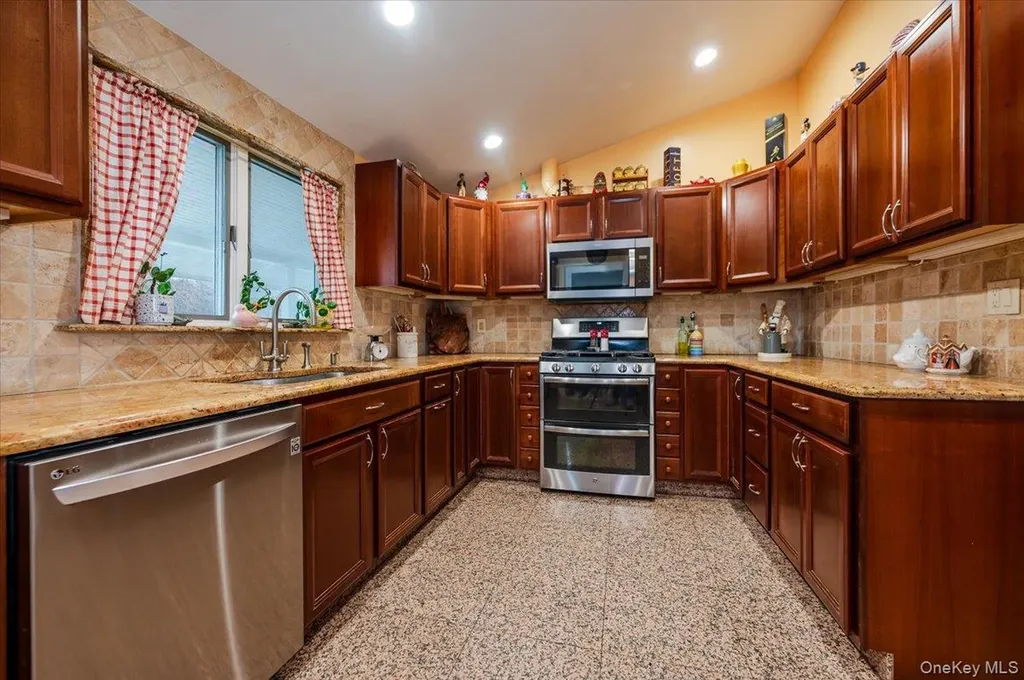227 Doughty Boulevard Inwood NY 11096