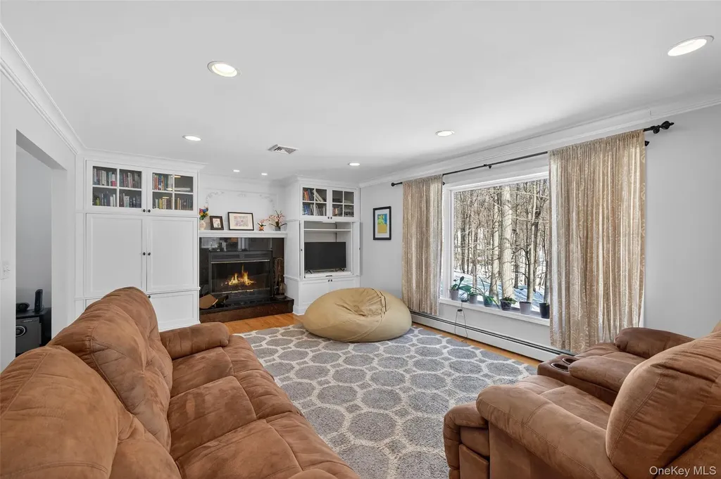 34 Booth Road Chester NY 10918