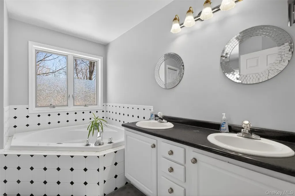 34 Booth Road Chester NY 10918