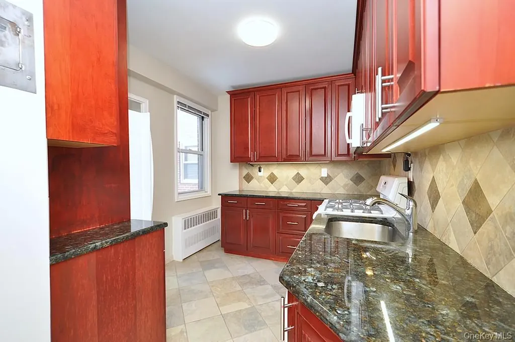 260 Garth Road Scarsdale NY 10583
