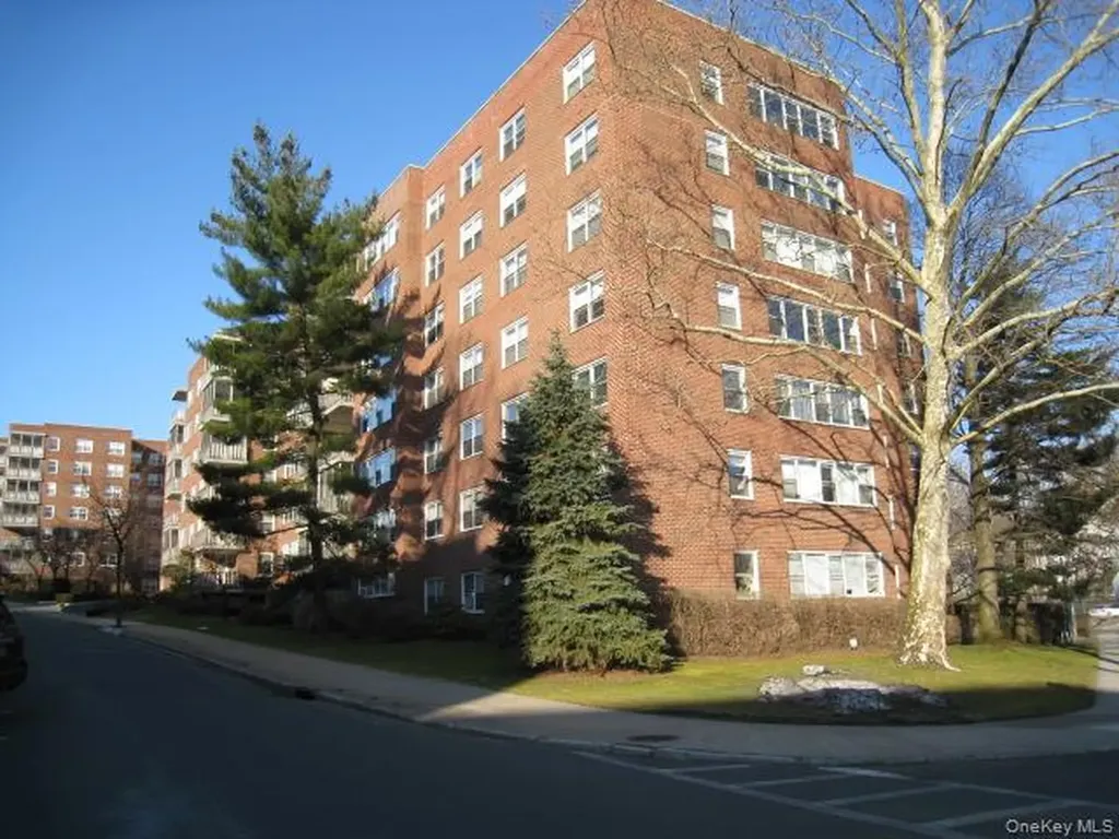 260 Garth Road Scarsdale NY 10583