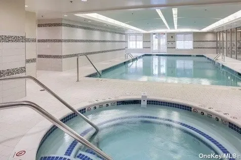 1000 Royal Court North Hills NY 11040