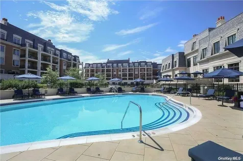 1000 Royal Court North Hills NY 11040