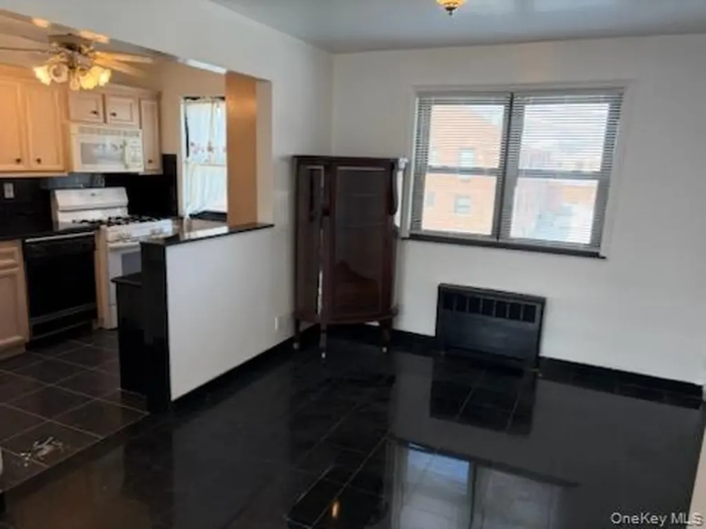 8017 156th Avenue Howard Beach NY 11414