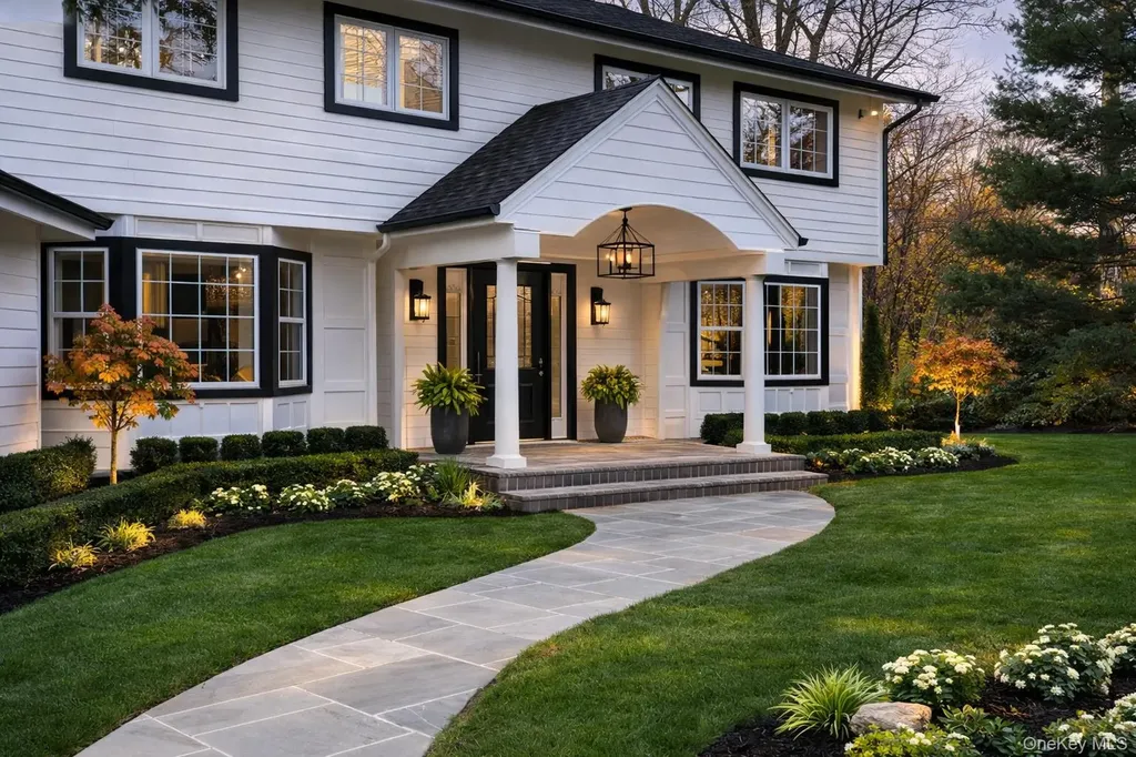 22 Peppermill Lane Dix Hills NY 11746