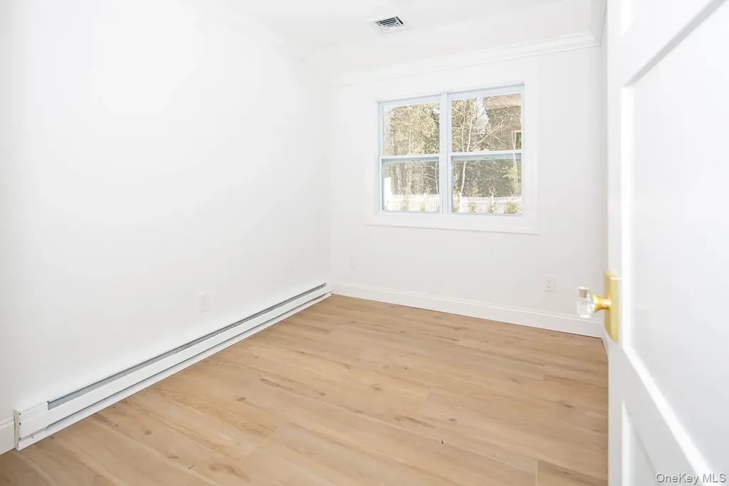 22 Peppermill Lane Dix Hills NY 11746