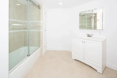 22 Peppermill Lane Dix Hills NY 11746