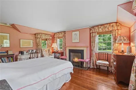 99 Cantitoe Street Katonah NY 10536