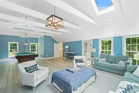 99 Cantitoe Street Katonah NY 10536