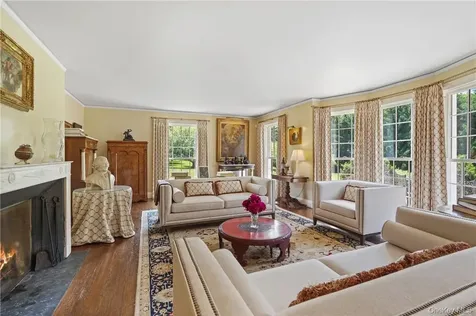 99 Cantitoe Street Katonah NY 10536