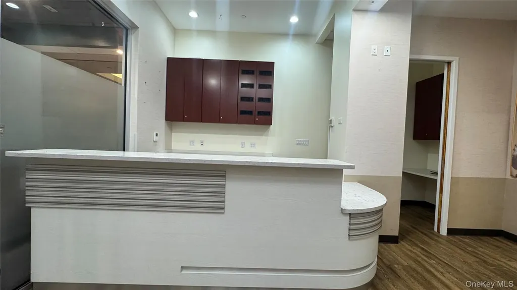 131-07 40th Road Flushing NY 11354