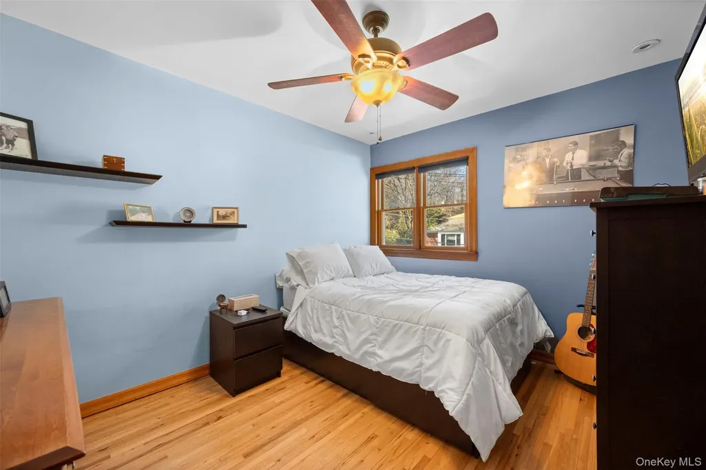22 Ravine Road Great Neck NY 11023