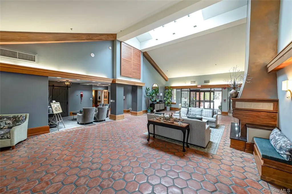 263 Glen Drive Ridge NY 11961