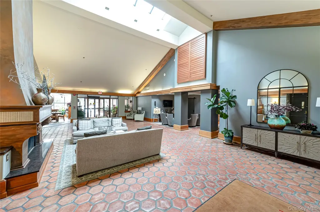 263 Glen Drive Ridge NY 11961