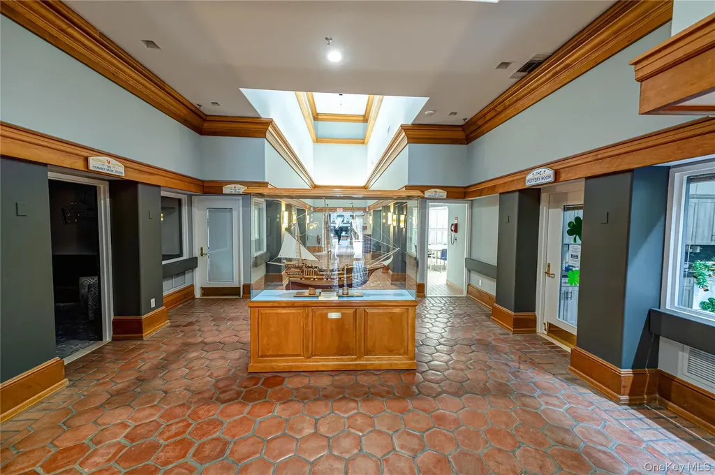 263 Glen Drive Ridge NY 11961