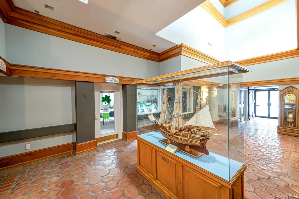 263 Glen Drive Ridge NY 11961