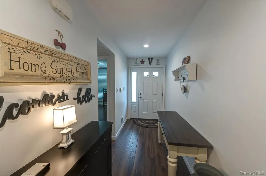 263 Glen Drive Ridge NY 11961