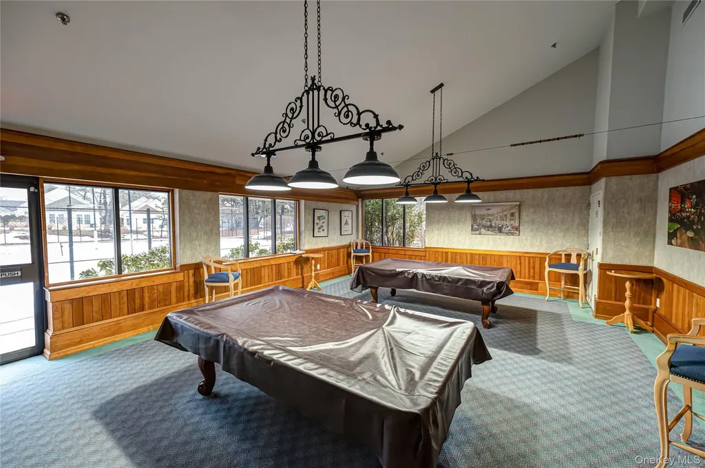 263 Glen Drive Ridge NY 11961