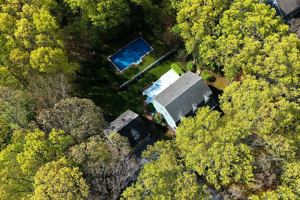 4 Chambord Court Shoreham NY 11786