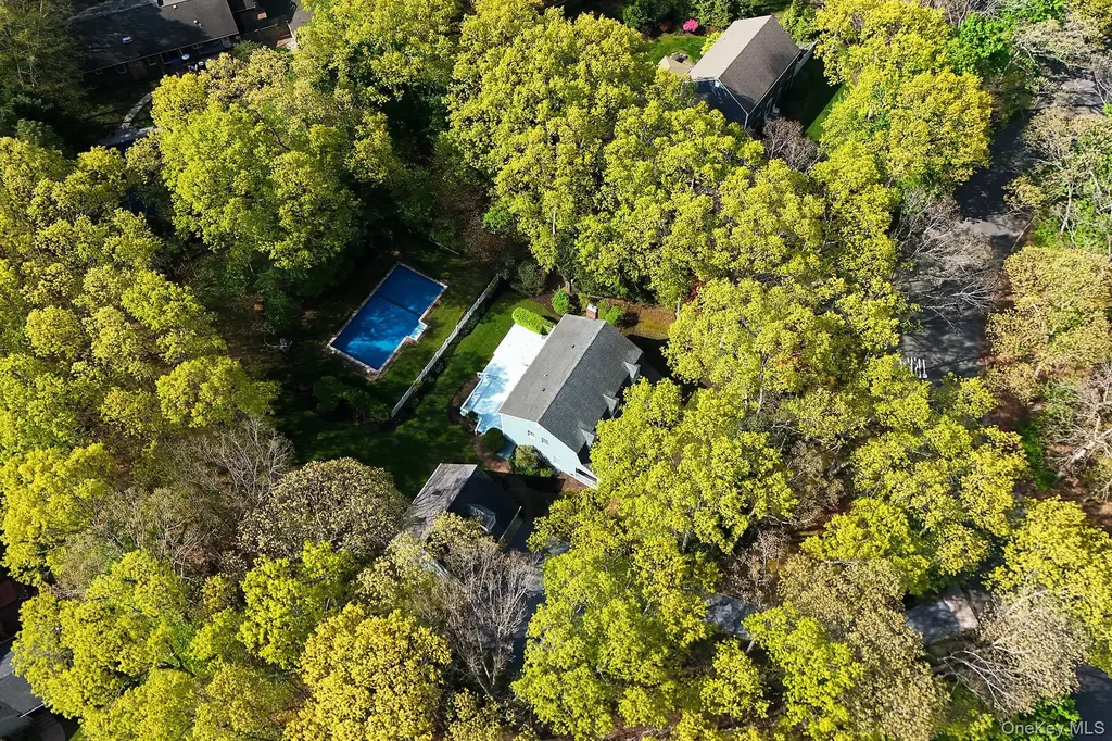 4 Chambord Court Shoreham NY 11786