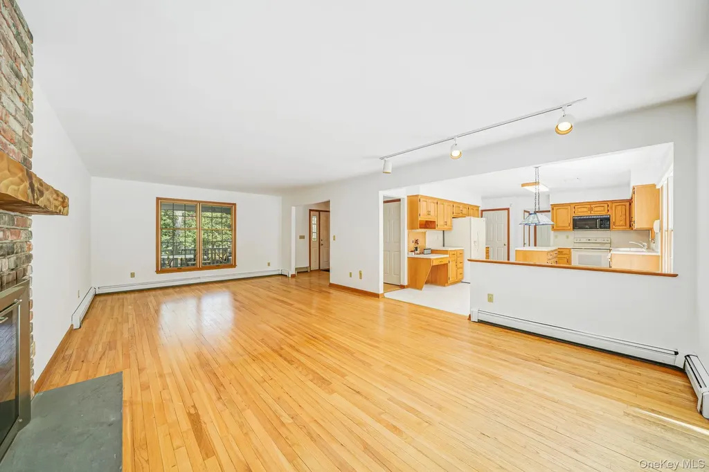 4 Chambord Court Shoreham NY 11786