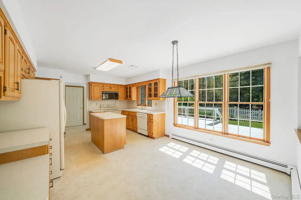 4 Chambord Court Shoreham NY 11786