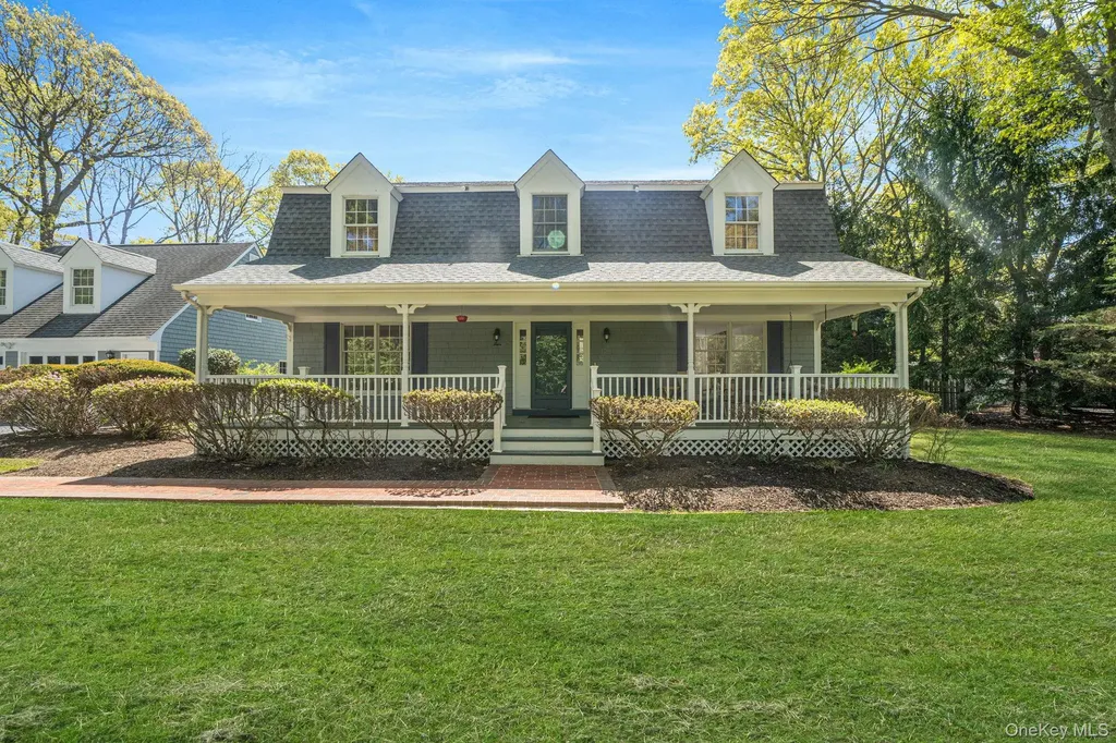 4 Chambord Court Shoreham NY 11786