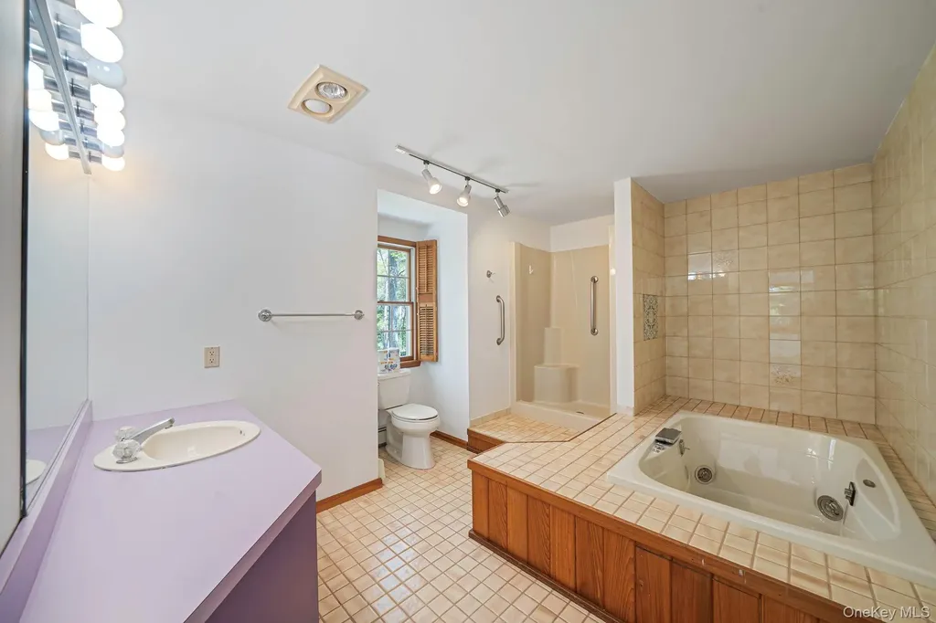 4 Chambord Court Shoreham NY 11786