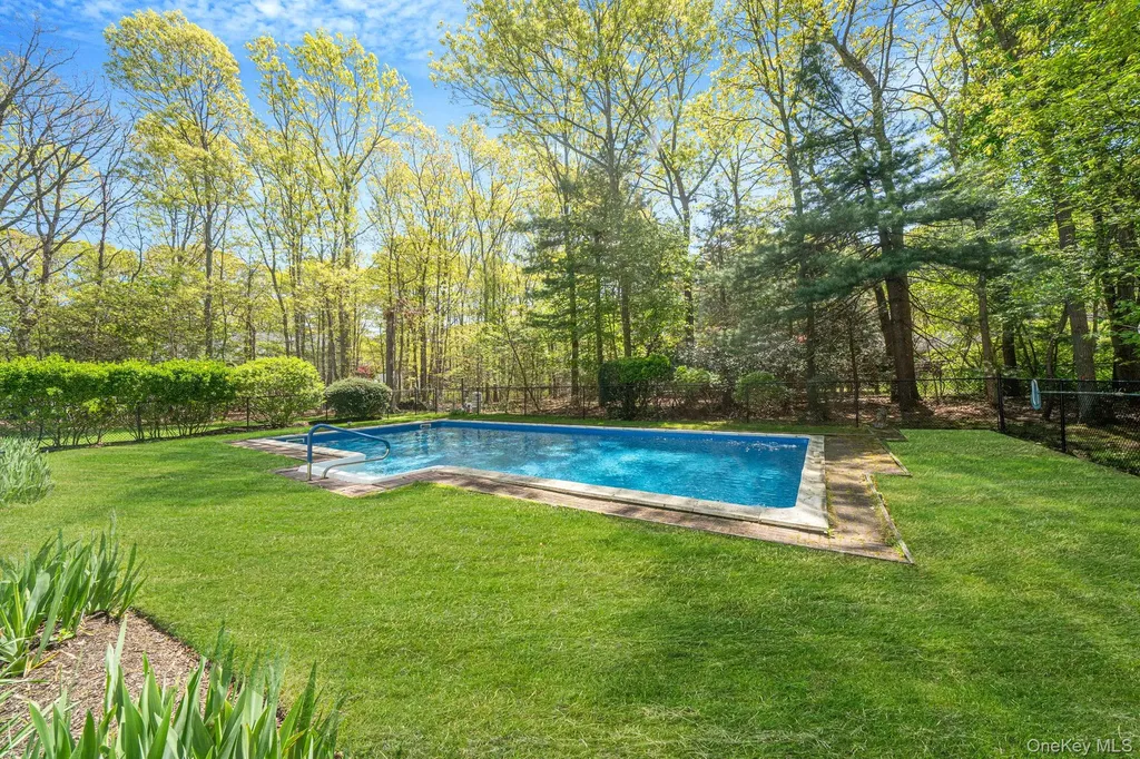 4 Chambord Court Shoreham NY 11786