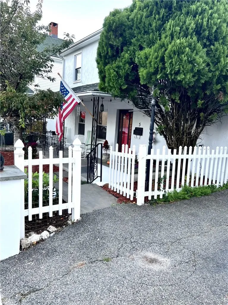 3 Muller Avenue Highland Falls NY 10928