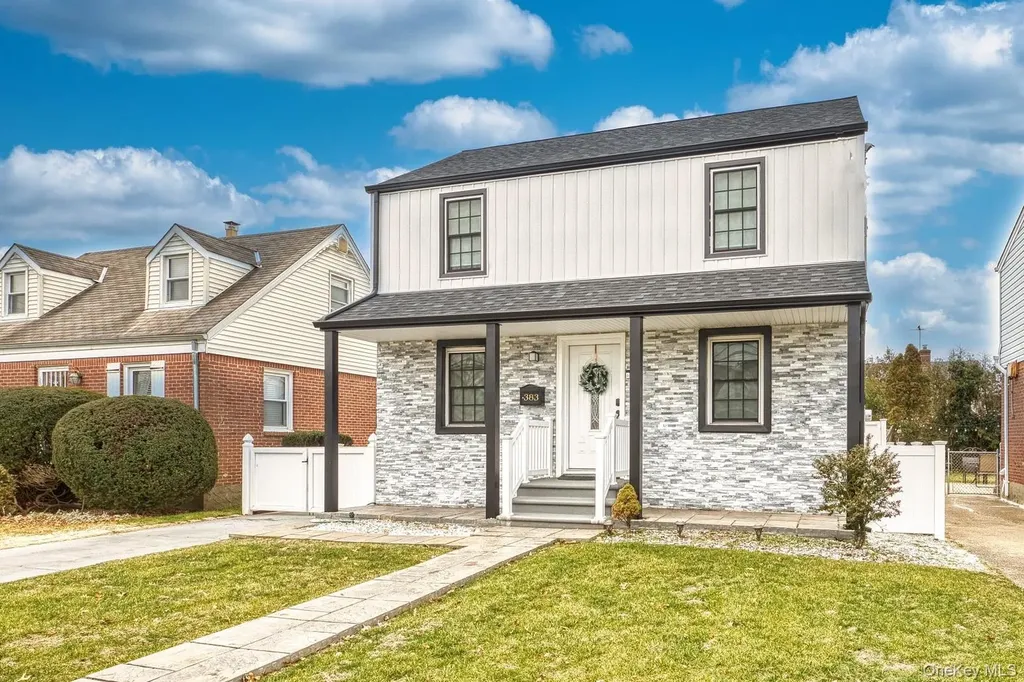 383 White Road Mineola NY 11501