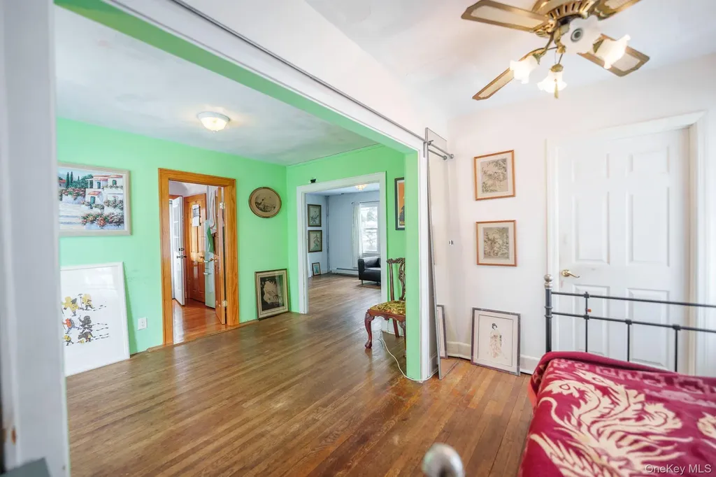 52 Park Avenue Williston Park NY 11596