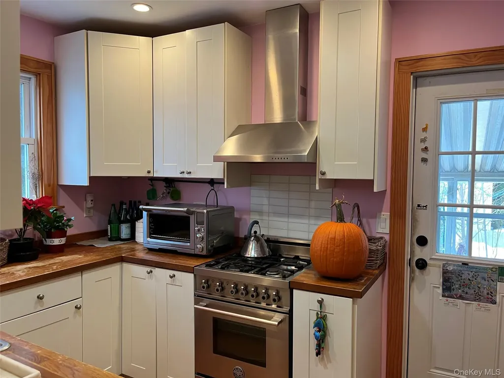 52 Park Avenue Williston Park NY 11596