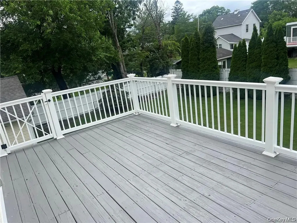 10 Overlook Avenue Beacon NY 12508